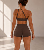 Short Sculpt marron Siren Flow – vue arrière avec scrunch central, sans couture en V